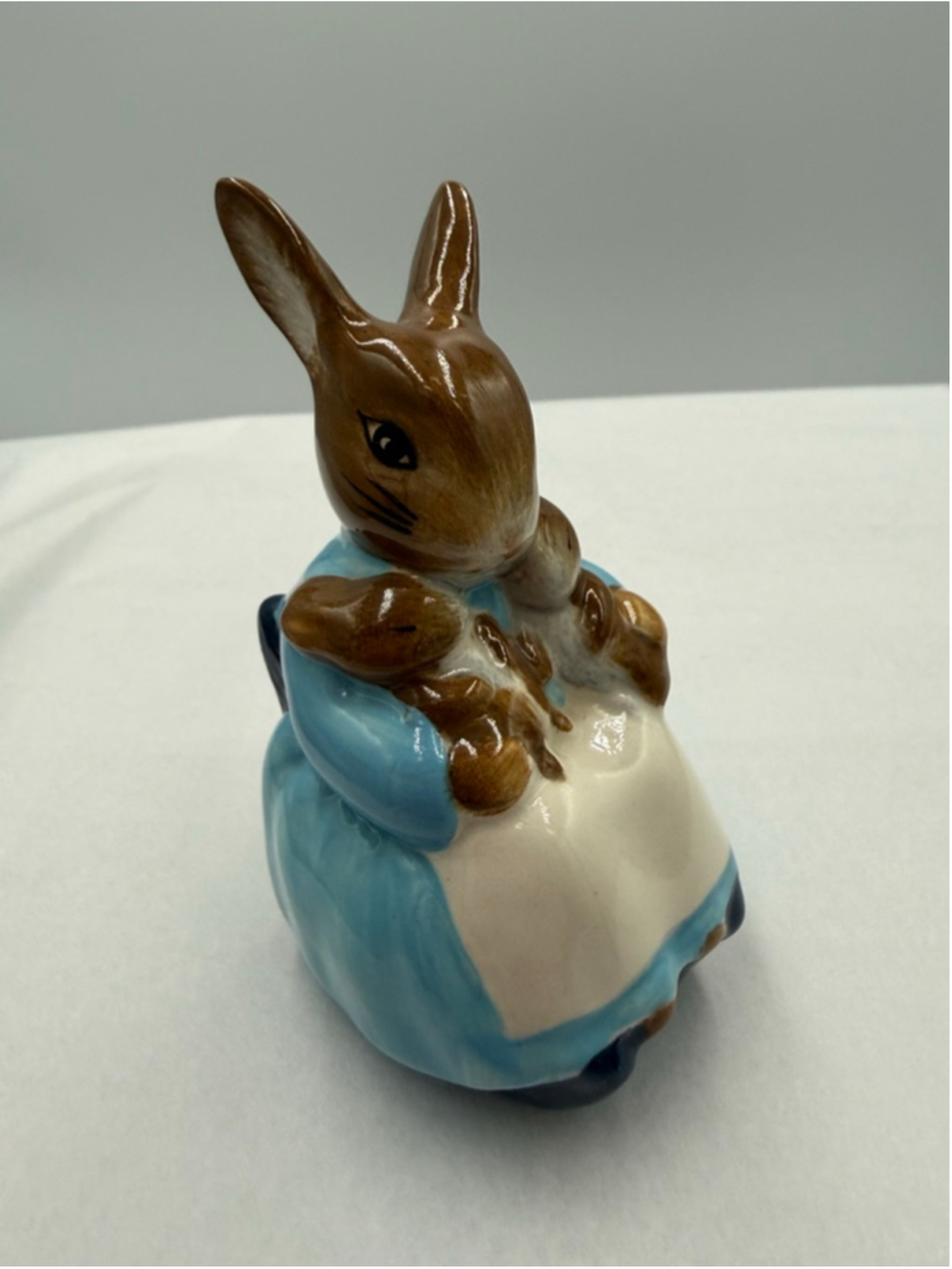 Beswick Mrs. Rabbit and Bunnies Figurine | Beatrix Potter | Schmid